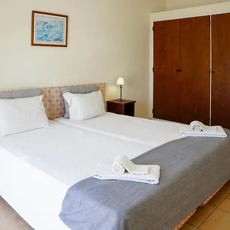 Cheerfulway Ouravista Lejlighedshotel 3*