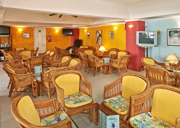 Cheerfulway Ouravista Aparthotel 3*