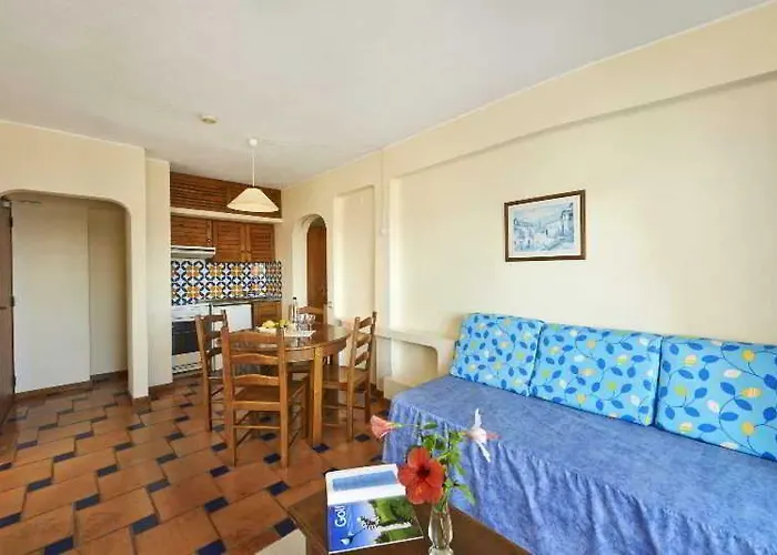 Aparthotel Cheerfulway Ouravista 3*