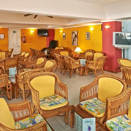 Cheerfulway Ouravista 公寓式酒店 3*