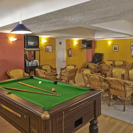 Cheerfulway Ouranova Apartahotel