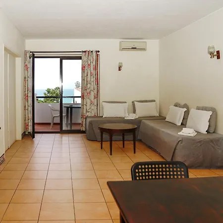 Apartahotel Cheerfulway Ouranova