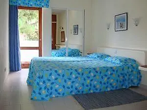 Cheerfulway Ouranova Apartahotel 3*
